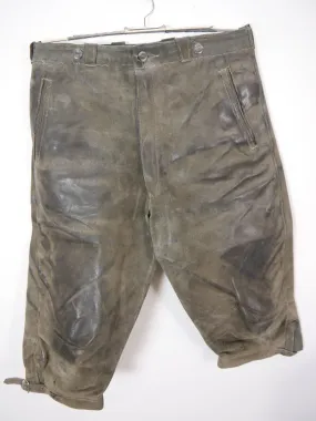 Alte dicke Jäger Lederhose speckig glatt gewetzt schwere Kniebund grau Gr.46